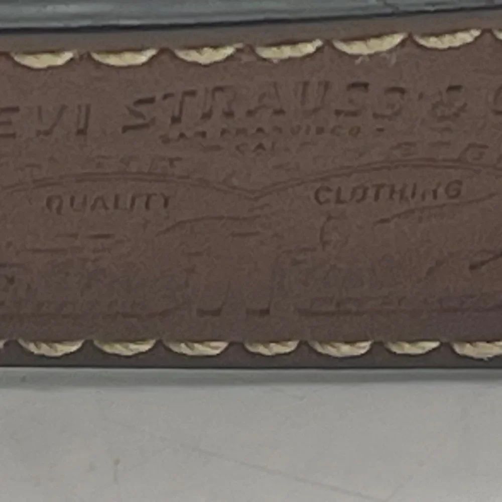 Levi Strauss & Co Men’s Reversible Leather Belt XL 42-44